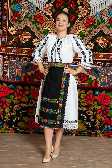 Costum popular femeie – Campia Transilvana