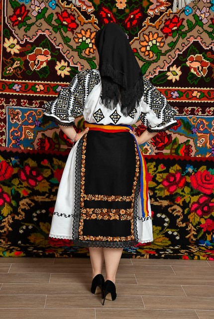 Costum popular femeie – Sofia