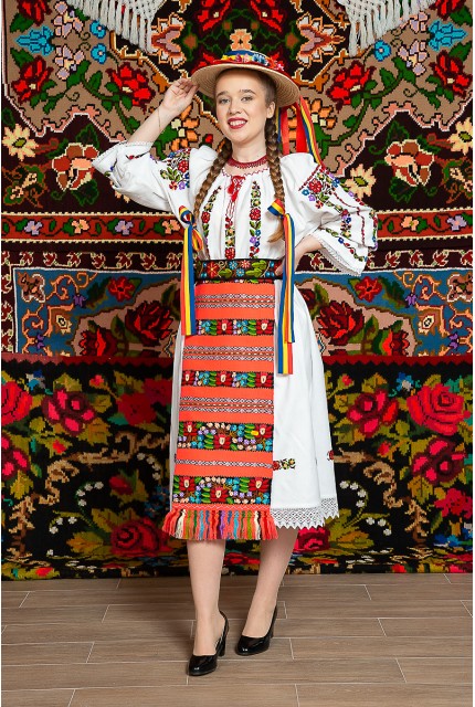 Costum popular femeie - Somes cu pene