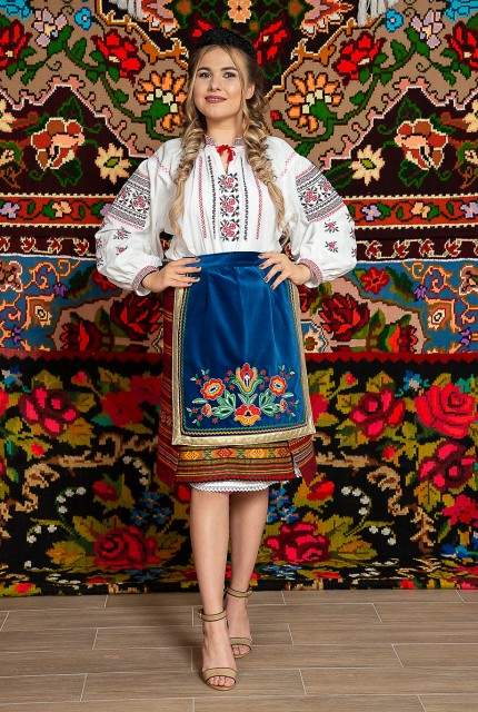 Costum popular femeie Ucraina/Siret - Marta