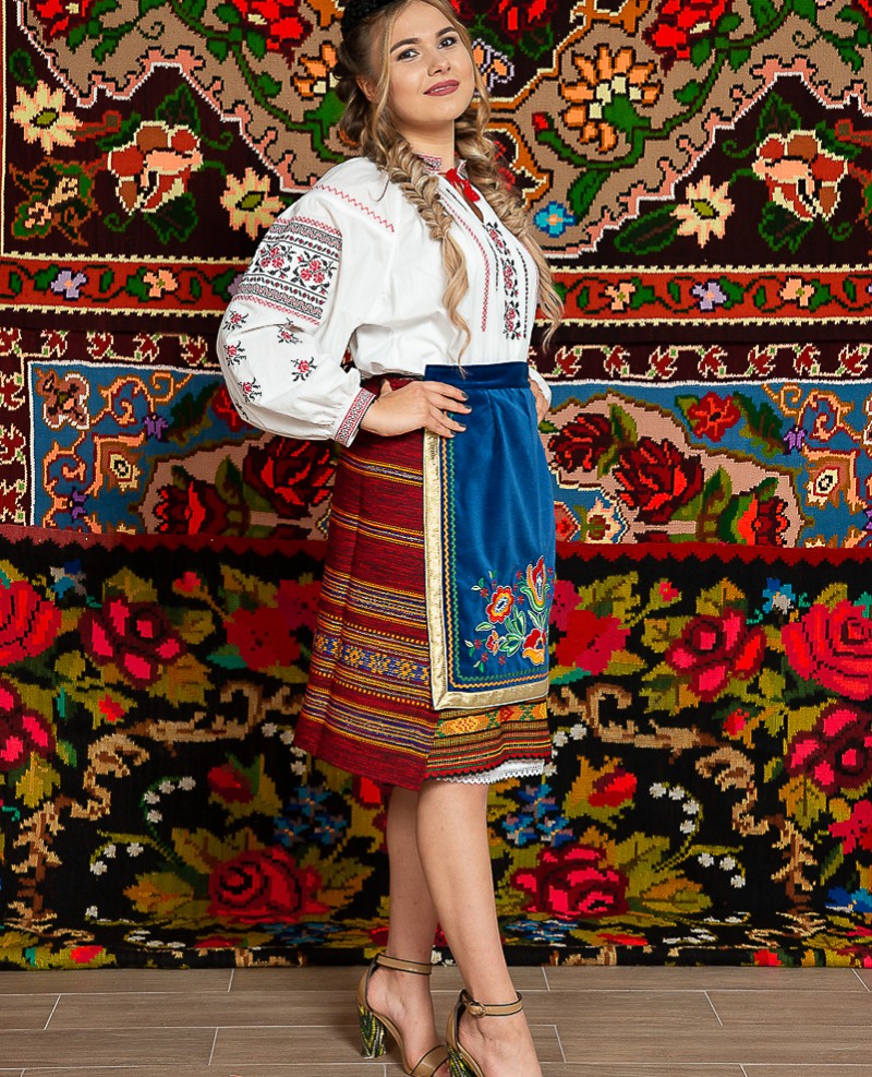 Costum popular femeie Ucraina/Siret - Marta