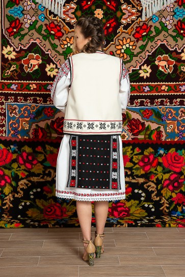 Costum popular femeie Muntenia cu ilic - Ileana