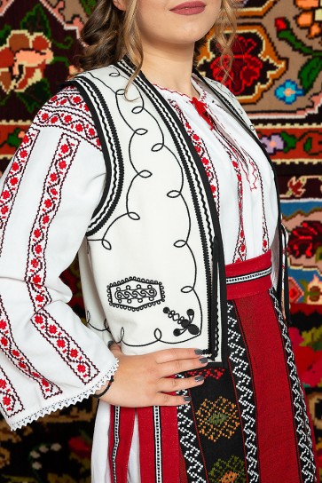 Costum popular femeie Muntenia cu ilic - Ileana