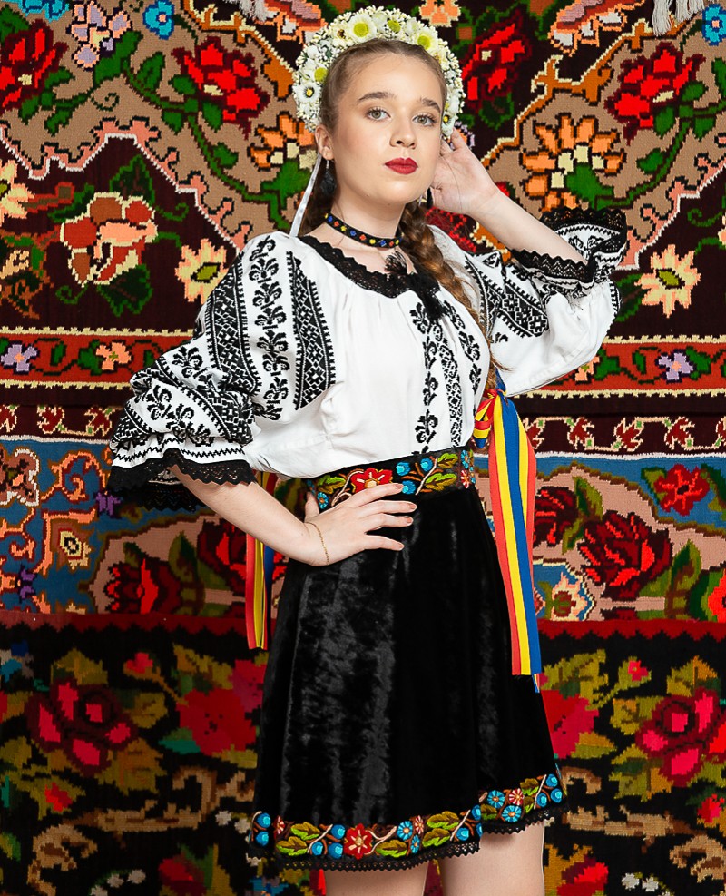 Ie/Camesa cu maneca lunga - Dana