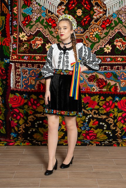 Ie/Camesa cu maneca lunga - Dana