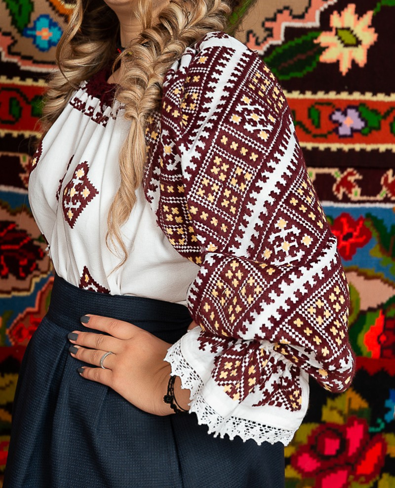 Ie/Camesa cu maneca lunga - Dorina