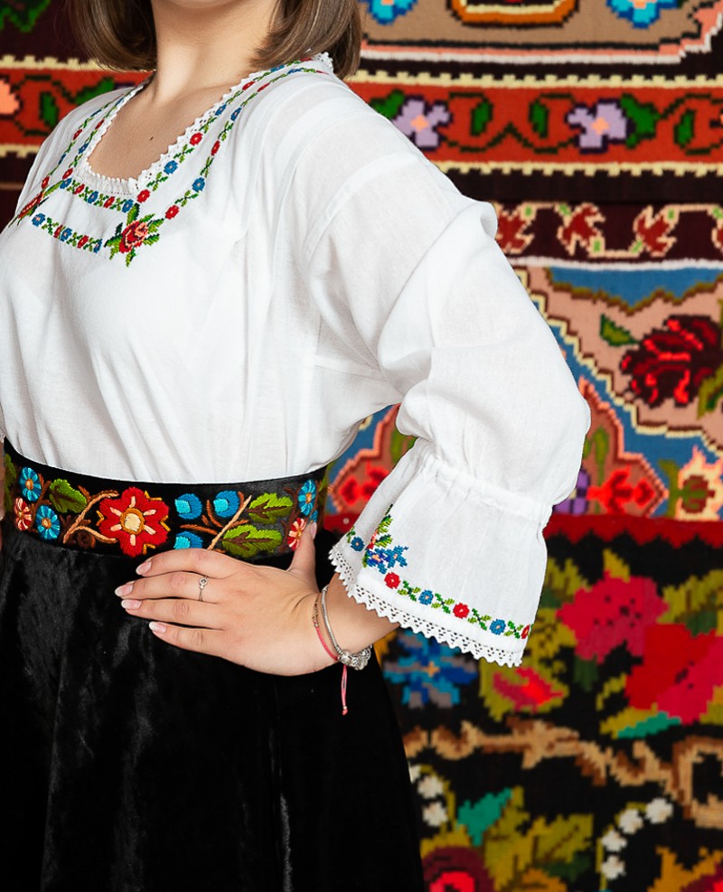 Ie/Camesa cu maneca lunga - Doina