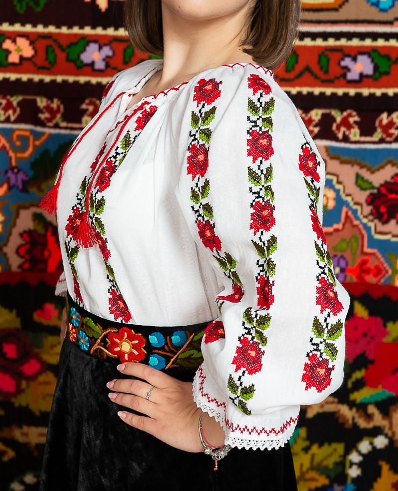 Ie/Camesa cu maneca lunga - Felicia