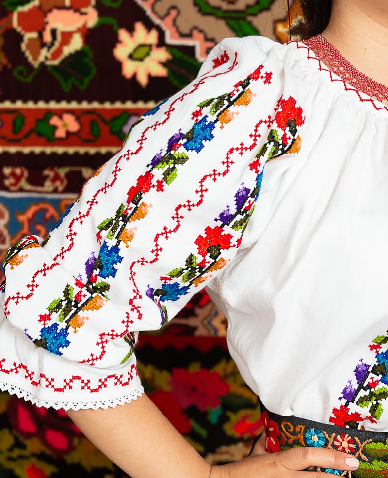 Ie/Camesa cu maneca lunga - Garofita