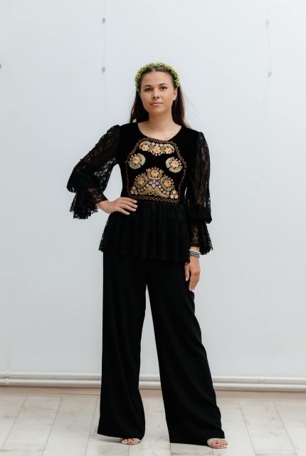 Bluză Gina cu broderie  galbenă