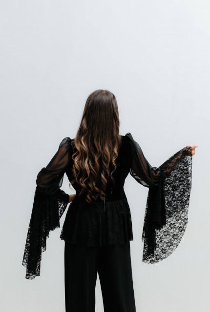 Bluză Gina cu broderie albastră