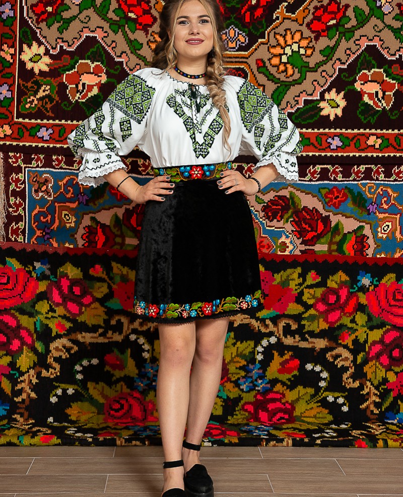 Ie/Camesa cu maneca lunga - Roxana