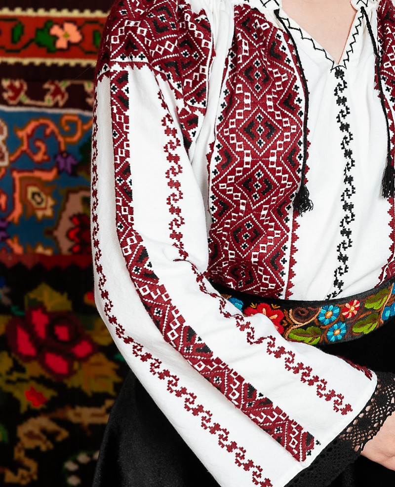 Ie/Camesa cu maneca lunga - Saveta