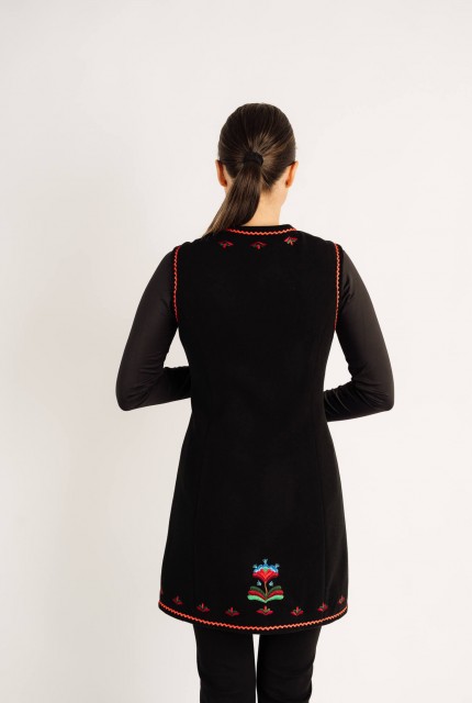 Vestă Monica nragra cu motive florale - Valea Somesului