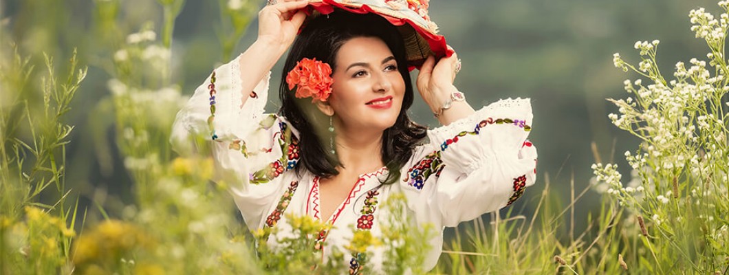 VIRGINIA LINUL și povestea costumului popular: „Poartă cu tine reflexia frumoasă a României!”